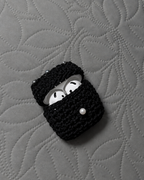 AIRPODS / EARBUDS CASE