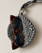 SHADE ISSUES / SUNGLASSES HOLDER (GRAY)