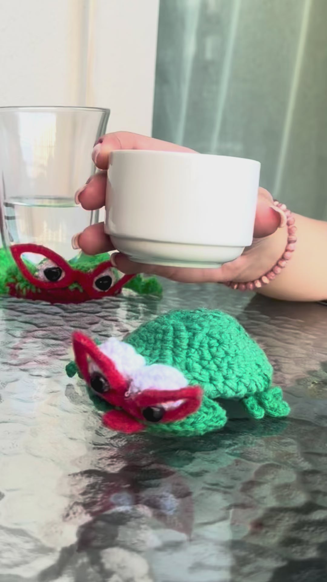 GRANNY TODU TOAD COASTER FOR GLASSES & MUGS