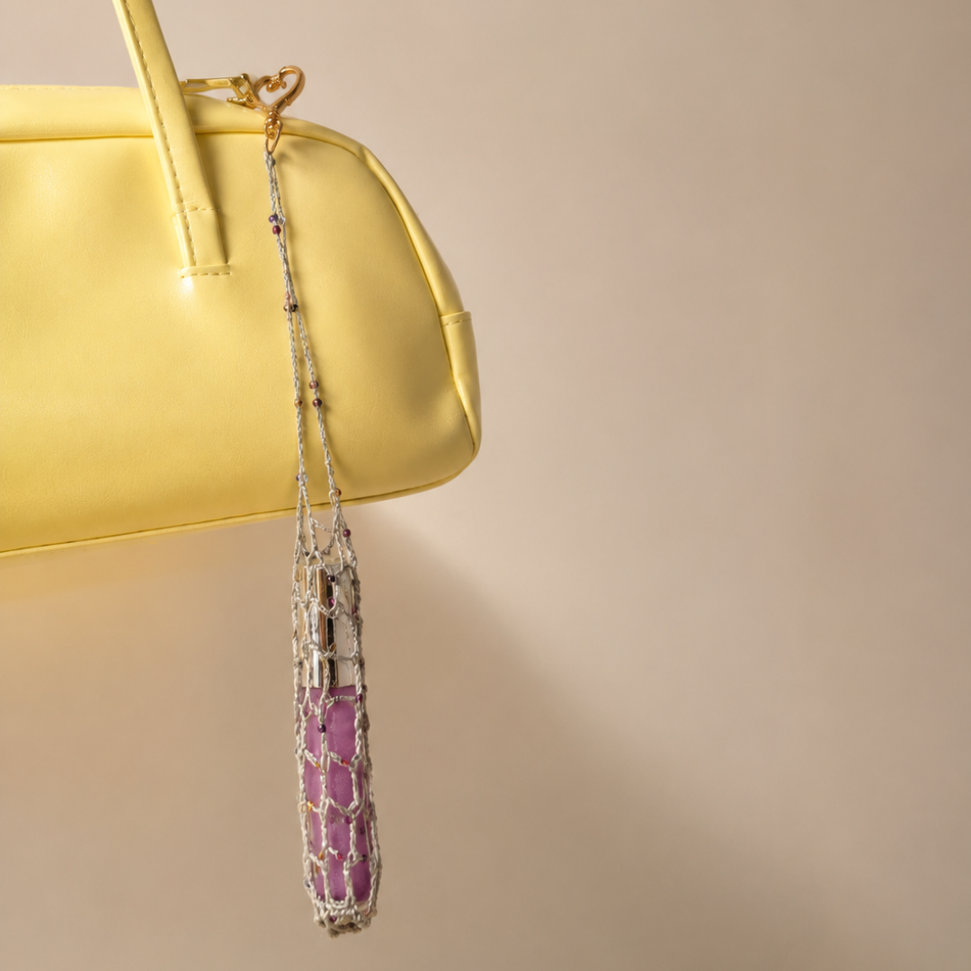 LIP GLOSS BAG CHARM (LIGHT GRAY)